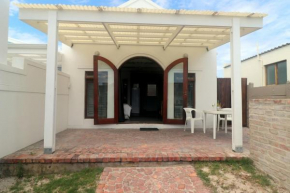 M & M Flat Arniston